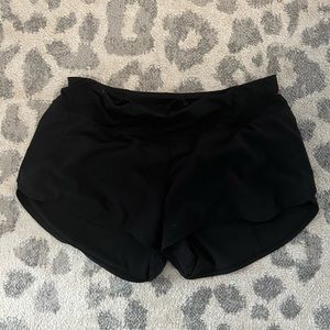 Lululemon size 12 4” mid rise speed ups